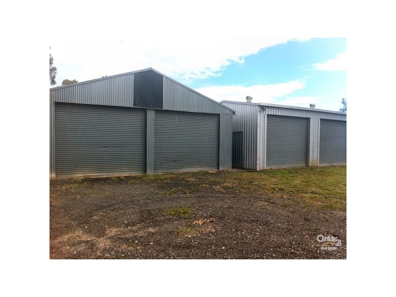 10 Wolstenholme Ave, Greendale NSW 2745