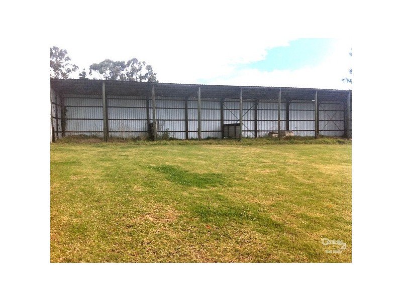 10 Wolstenholme Ave, Greendale NSW 2745