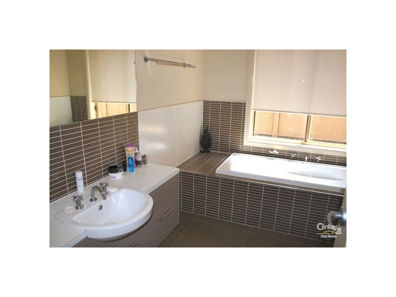 Spring Farm NSW 2570