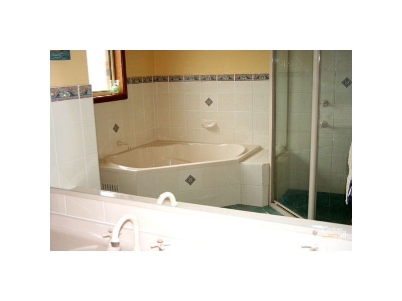 174 Eastview Dr, Orangeville NSW 2570