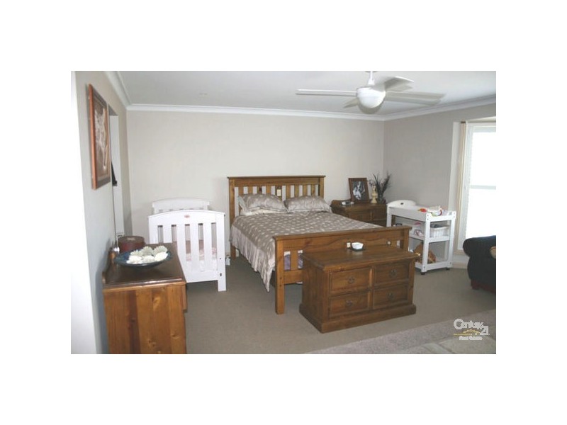 26 Cranfield Pl, Camden South NSW 2570