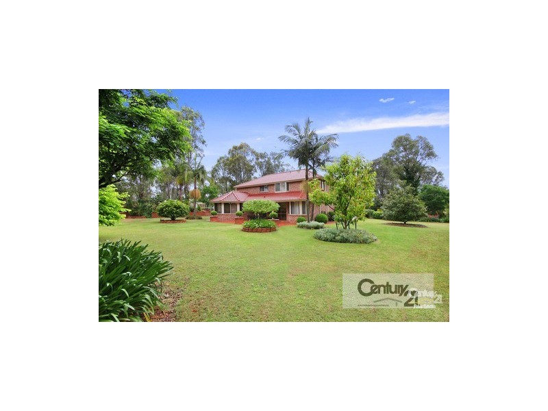 7 Heatherfield Cl, Catherine Field NSW 2557