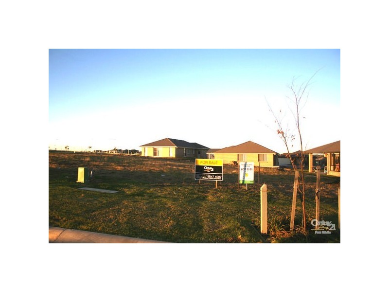 3131 Peck Cl, Oran Park NSW 2570