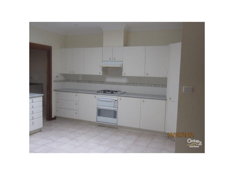 22 Chain O Ponds Cct, Mount Annan NSW 2567