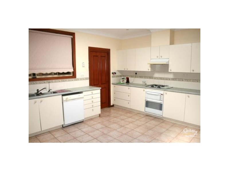 22 Chain O Ponds Cct, Mount Annan NSW 2567