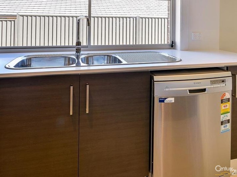 25 Healy Ave, Gregory Hills NSW 2557