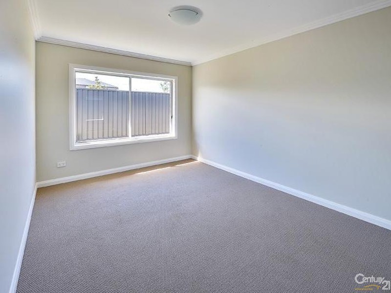 25 Healy Ave, Gregory Hills NSW 2557