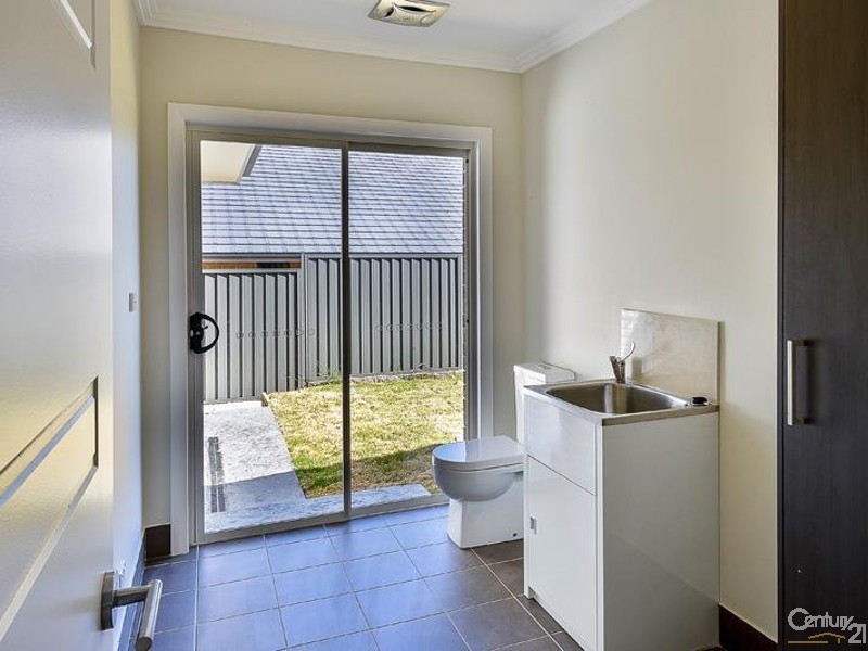 25 Healy Ave, Gregory Hills NSW 2557