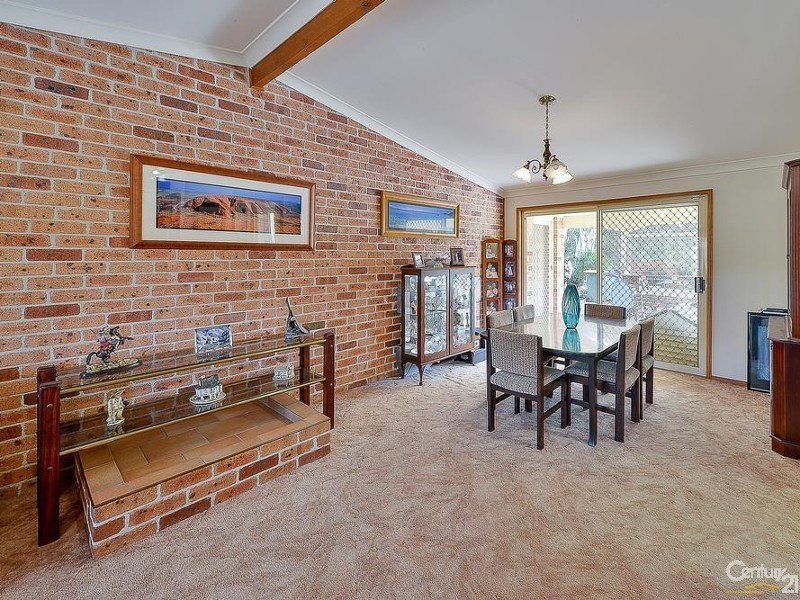 10 Bonniefield Cl, Catherine Field NSW 2557