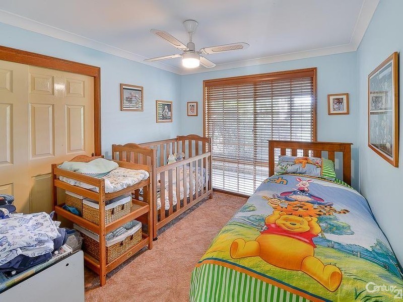 10 Bonniefield Cl, Catherine Field NSW 2557