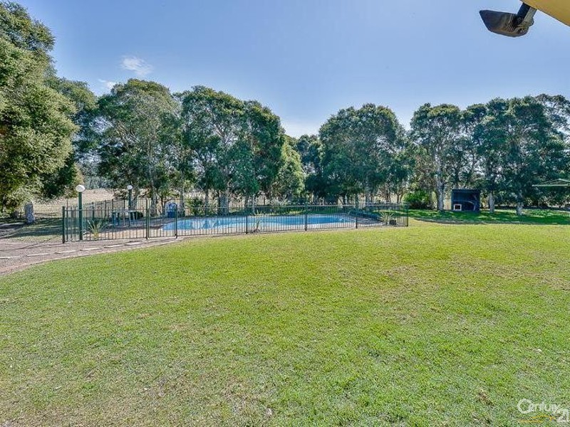 10 Bonniefield Cl, Catherine Field NSW 2557