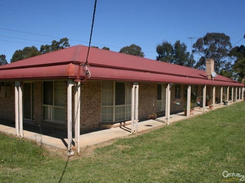 1 Heatherfield Cl, Catherine Field NSW 2557