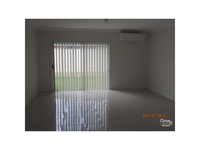 21 Crick Place, Oran Park NSW 2570