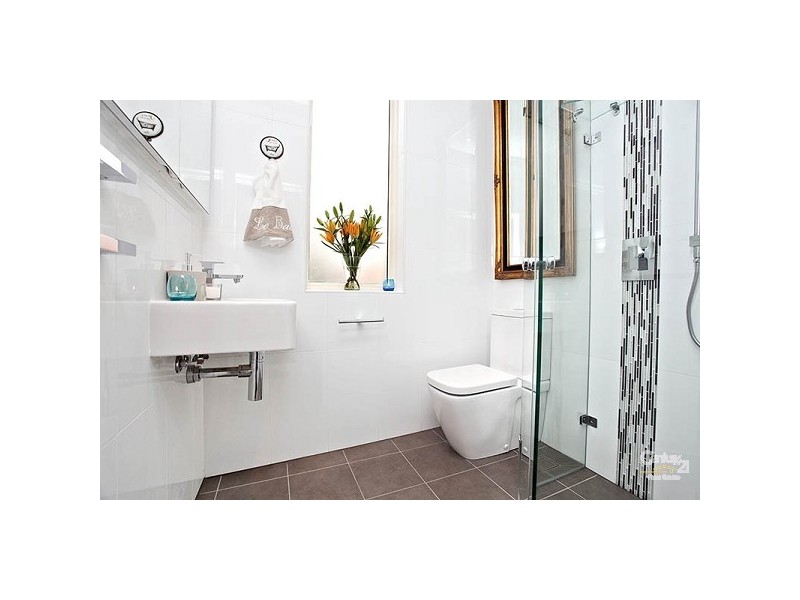 12 HEGARTY STREET, Glebe NSW 2037