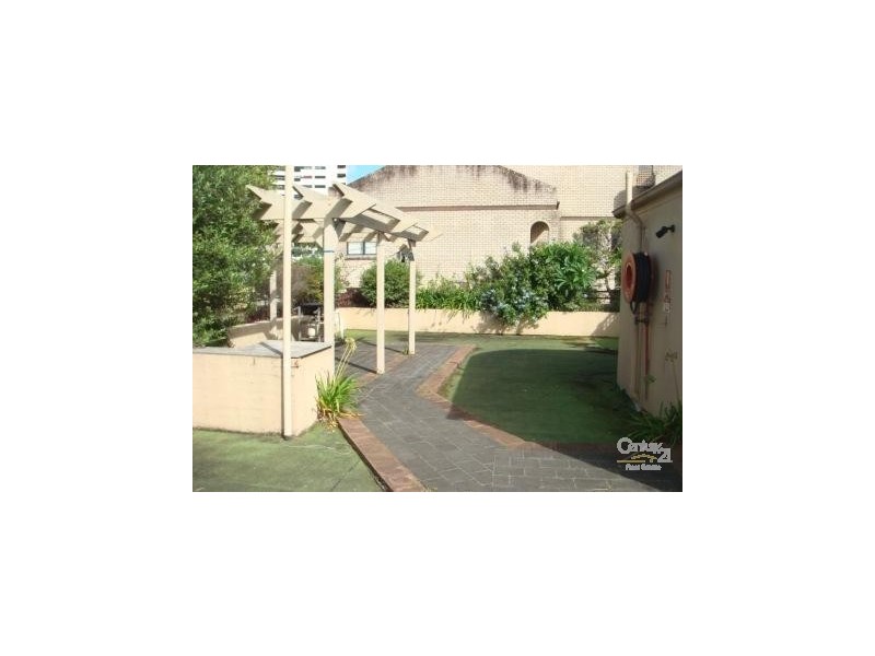 2/19 KIRKETON ROAD, Darlinghurst NSW 2010