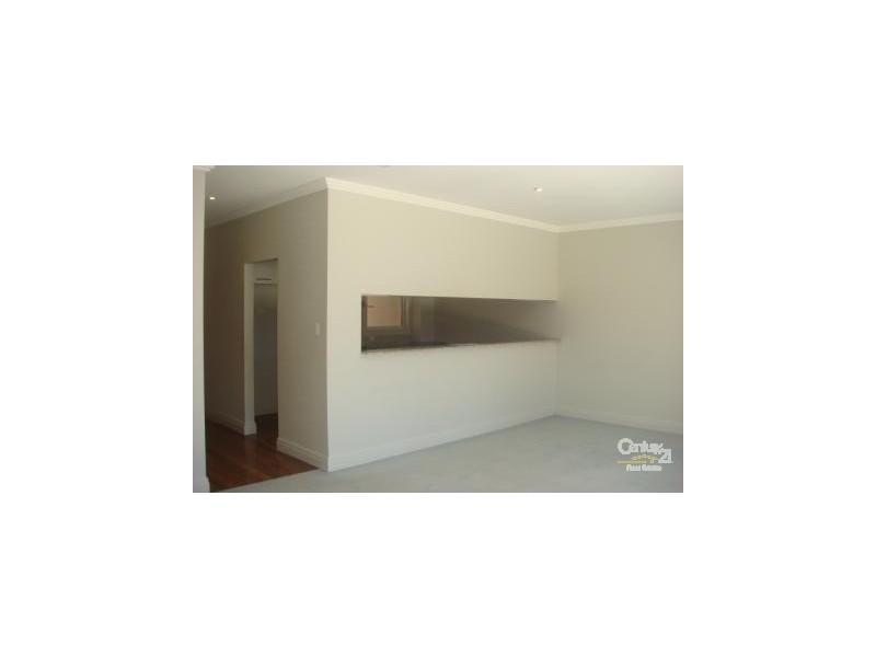 18 Jane Jarvis Way, Macquarie Links NSW 2565