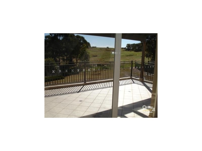 20 Jane Jarvis Way, Macquarie Links NSW 2565