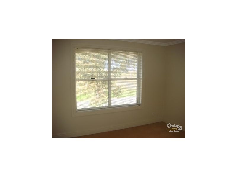 20 Jane Jarvis Way, Macquarie Links NSW 2565