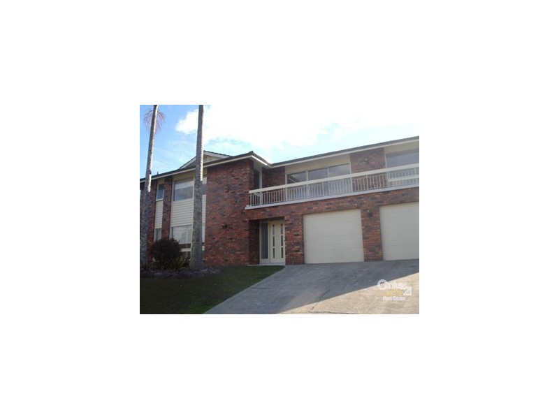 4 Hillside Ave, St Ives Chase NSW 2075