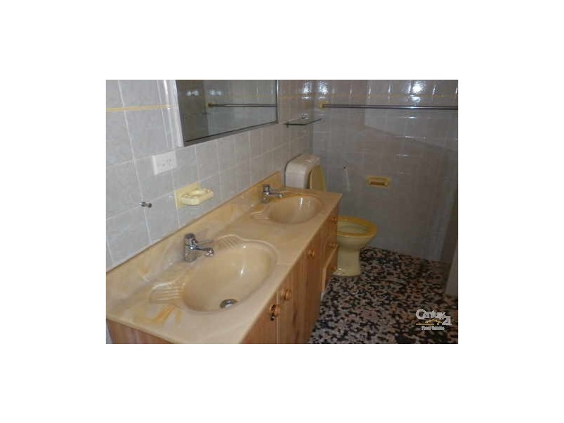 1 Ayres Road, St Ives NSW 2075