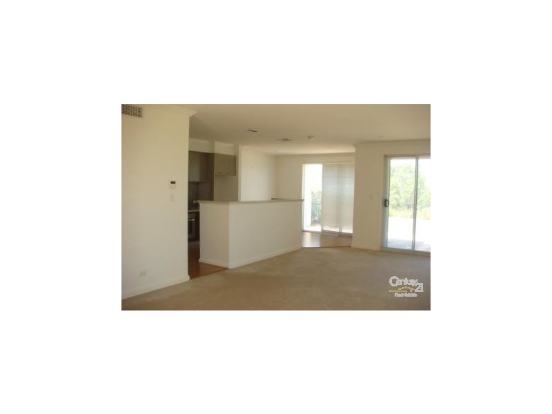 96 Governors Way, Macquarie Links NSW 2565