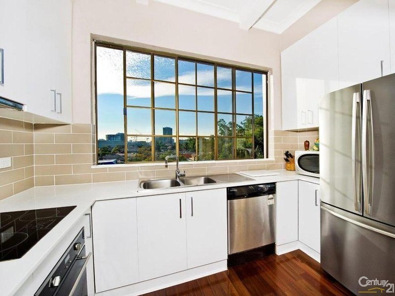 4/18 Lenthall Street, Kensington NSW 2033