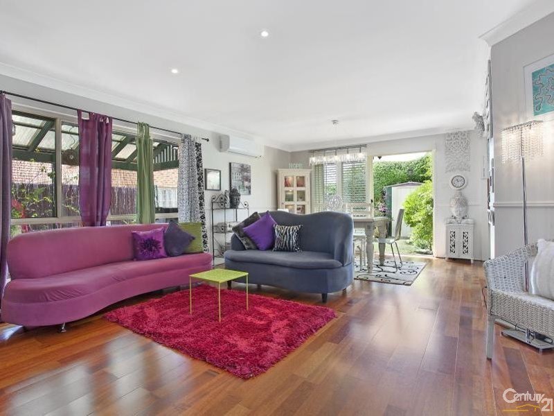 20 Daintree Drive, Wattle Grove NSW 2173