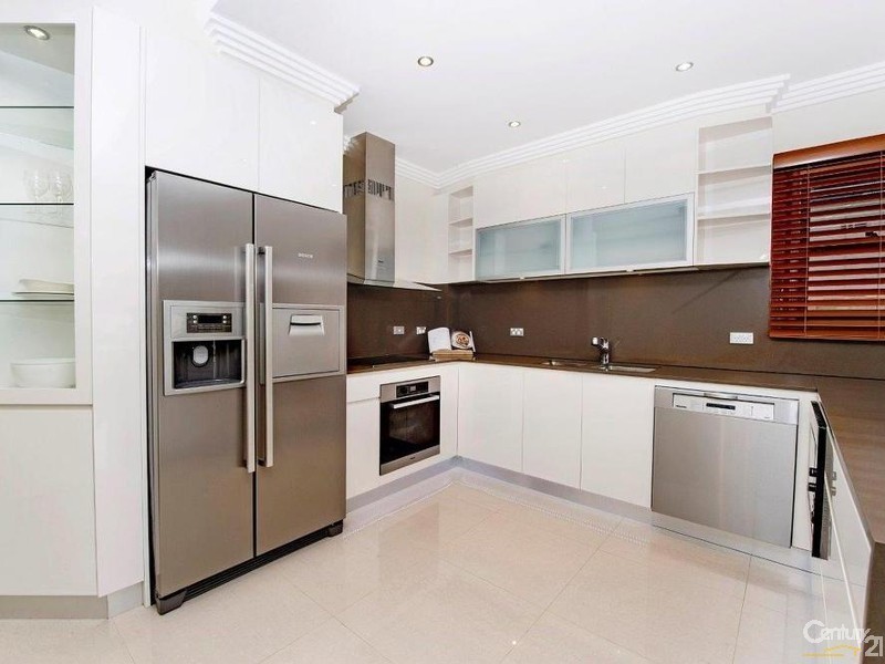 8 Ian Street, Maroubra NSW 2035