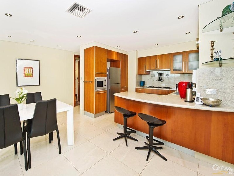 2/14 Benelong Crescent, Bellevue Hill NSW 2023
