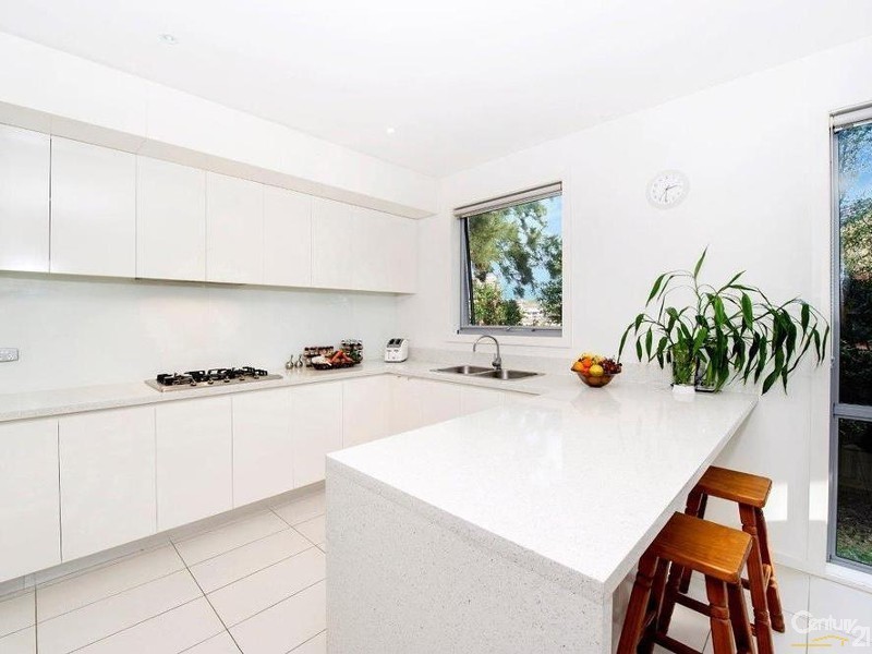 15 Fairsky Street, South Coogee NSW 2034