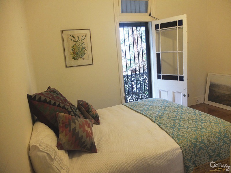 32 Ruthven Street, Bondi Junction NSW 2022