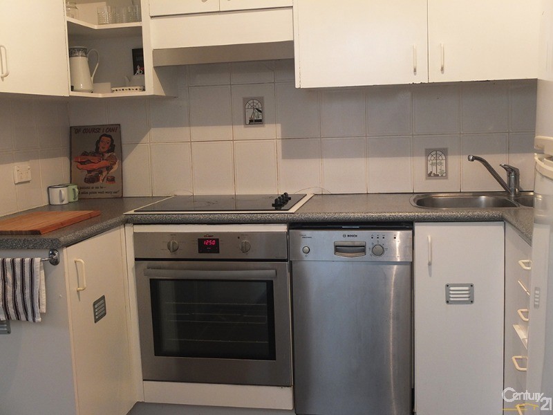 32 Ruthven Street, Bondi Junction NSW 2022