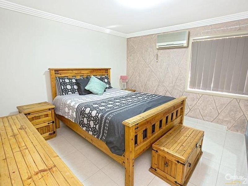 60 Green Valley Road, Busby NSW 2168