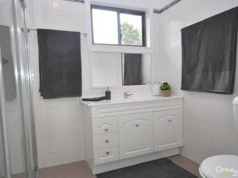 12 Warrumbungle Street, Fairfield West NSW 2165