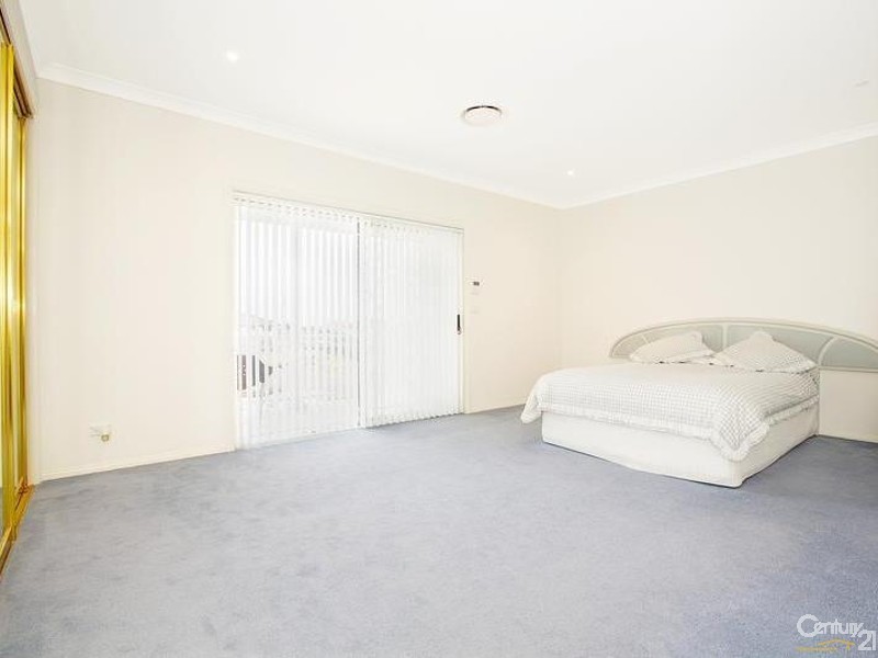 Edensor Park NSW 2176