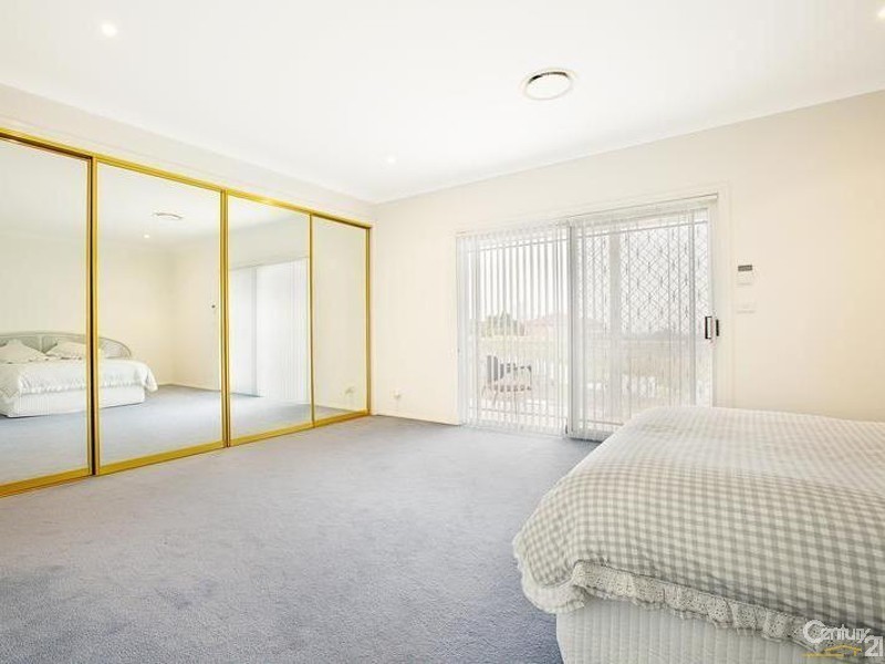 Edensor Park NSW 2176