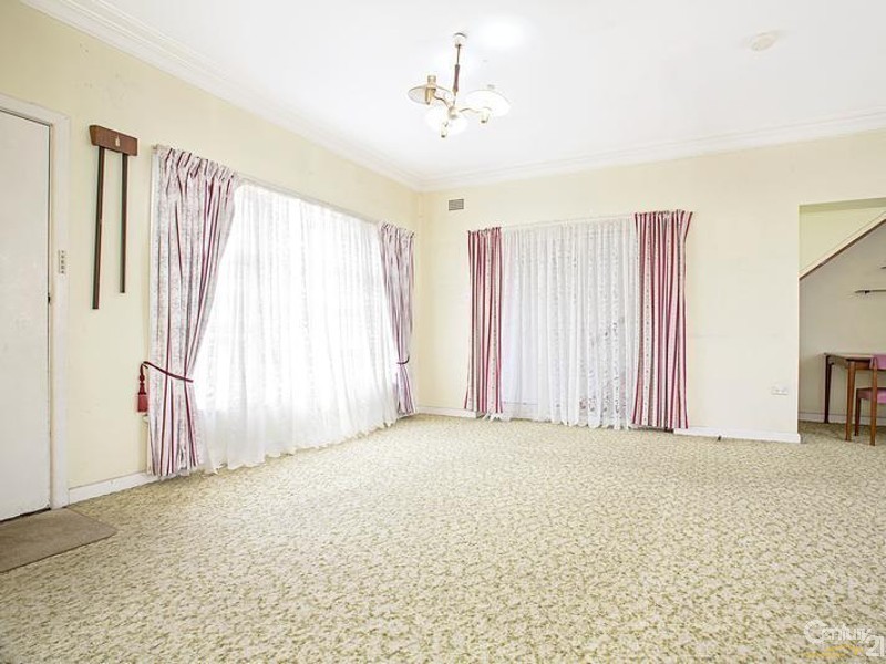 97 Earl Street, Canley Heights NSW 2166