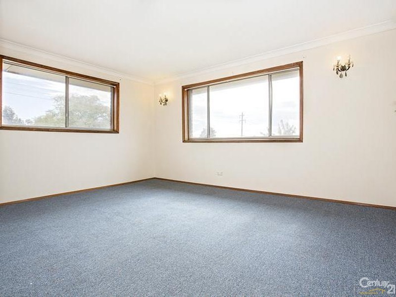 97 Earl Street, Canley Heights NSW 2166