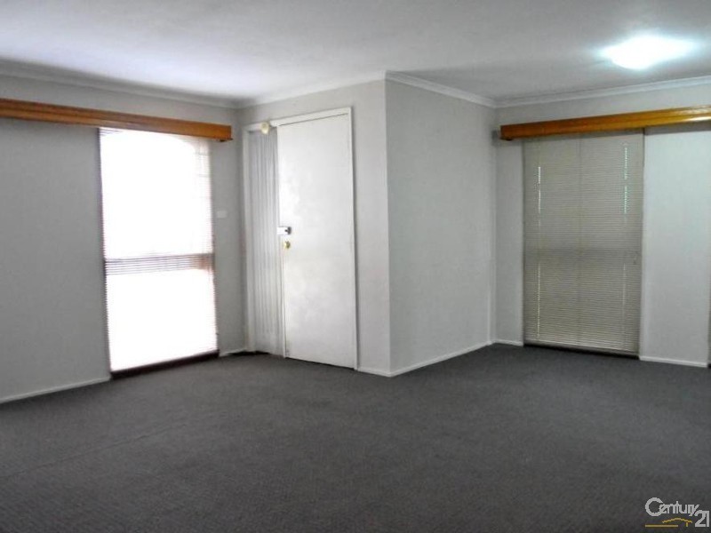 Bossley Park NSW 2176