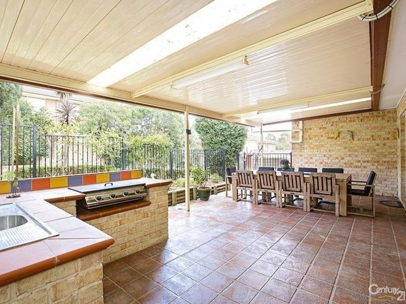 3 Roxby Place, Hinchinbrook NSW 2168