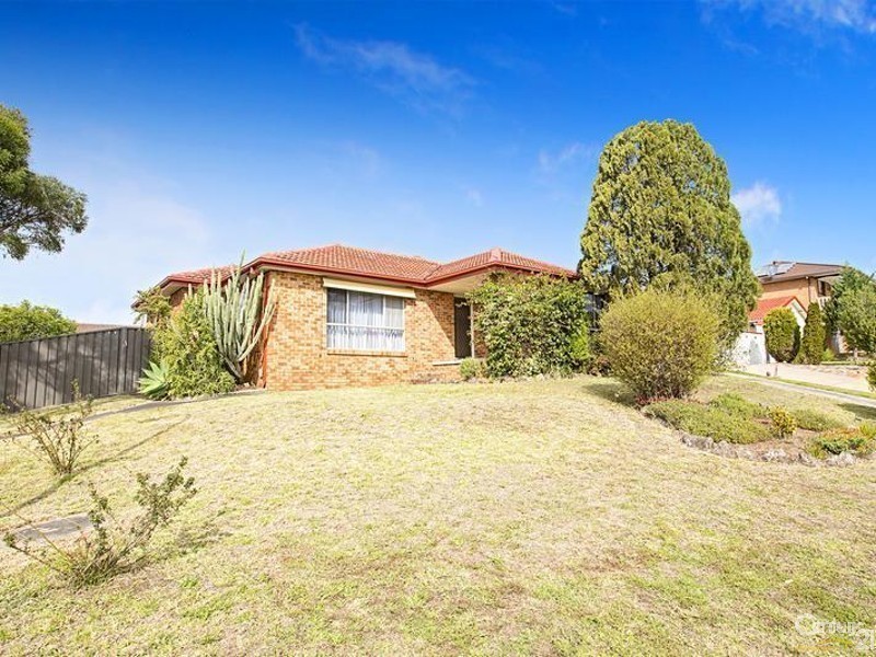 27 Gazelle Street, Glenfield NSW 2167