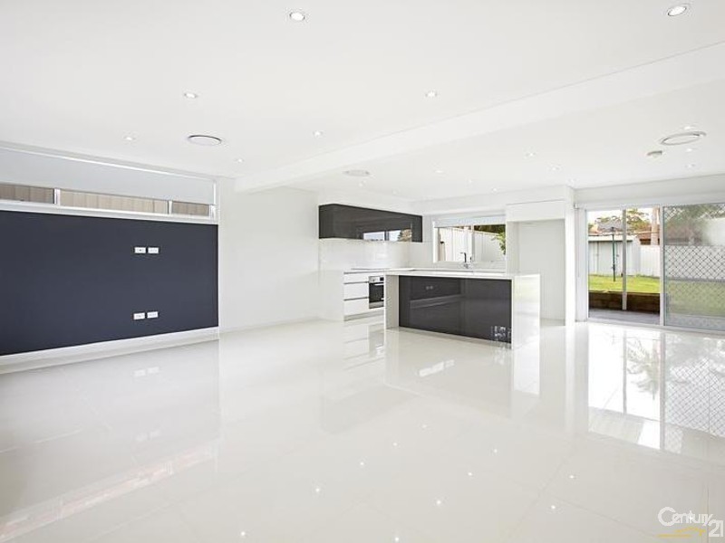 23 Marconi Road, Bossley Park NSW 2176