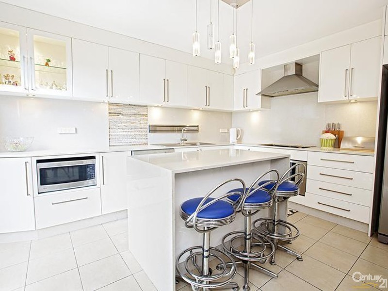 76 Wyong Street, Canley Heights NSW 2166