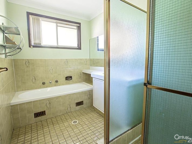 3 Blue Place, Wetherill Park NSW 2164