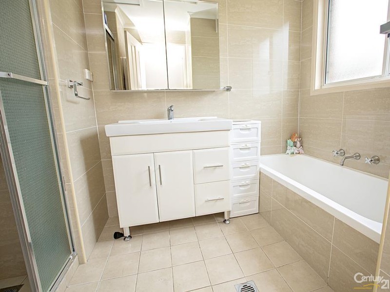 Greenfield Park NSW 2176