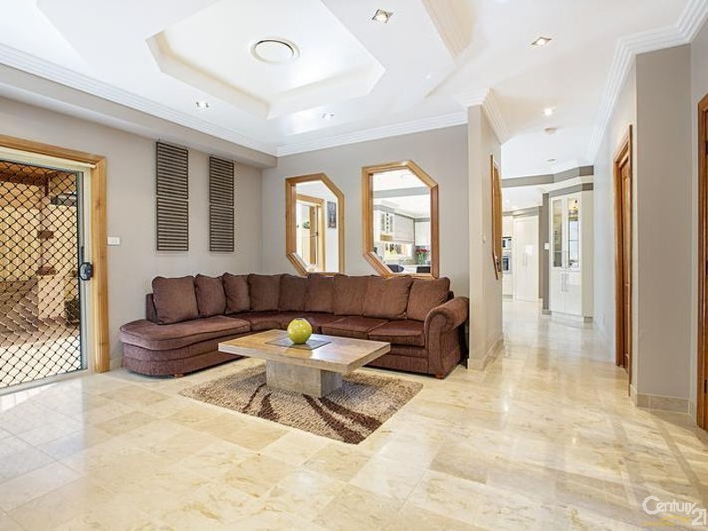 30 San Cristobal Drive, Green Valley NSW 2168