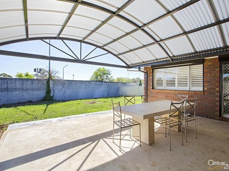 90 Kinghorne Road, Bonnyrigg Heights NSW 2177