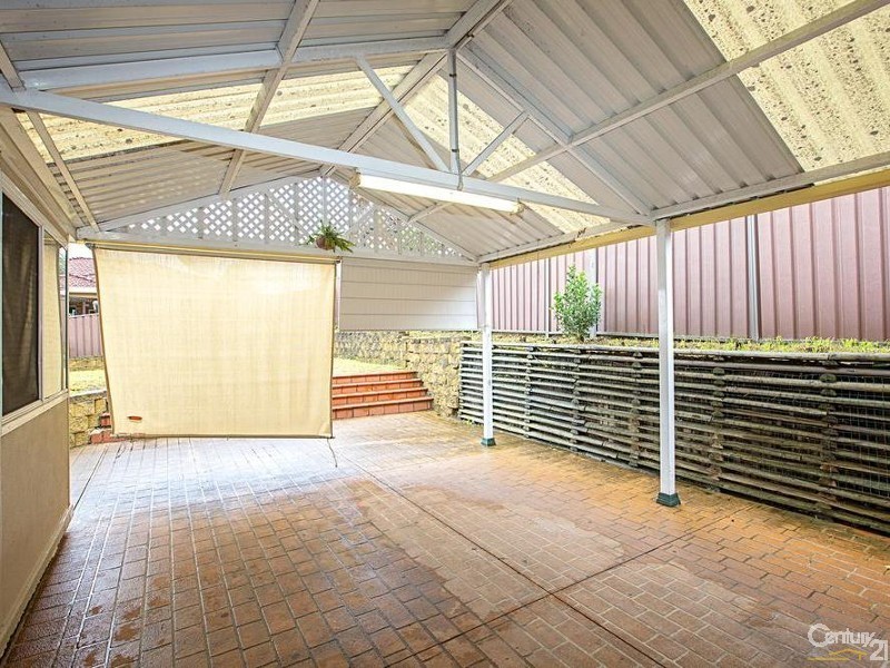 18 Kingfisher Avenue, Hinchinbrook NSW 2168