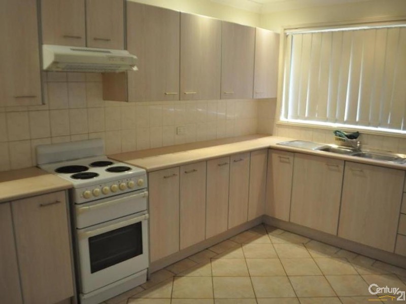 2/381 Wentworth Street, Toongabbie NSW 2146