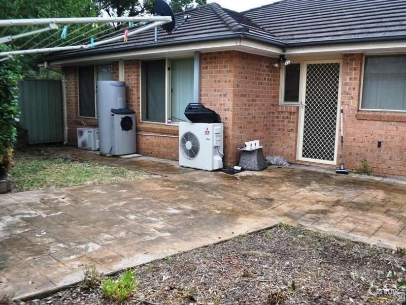 2/381 Wentworth Street, Toongabbie NSW 2146